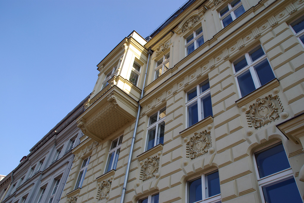 IMAGE_MEDIUM_1.jpg